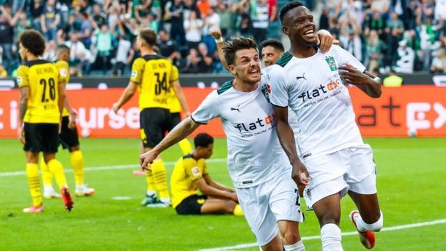 云开体育网址-没了哈兰德多特不会进攻？达胡德“愚蠢红牌”遭狠批